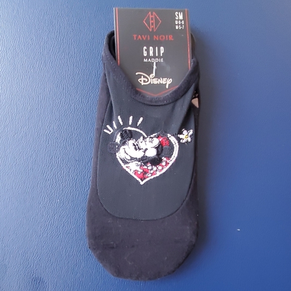 NWT Mickey & Minnie Grip Socks! - Picture 1 of 2
